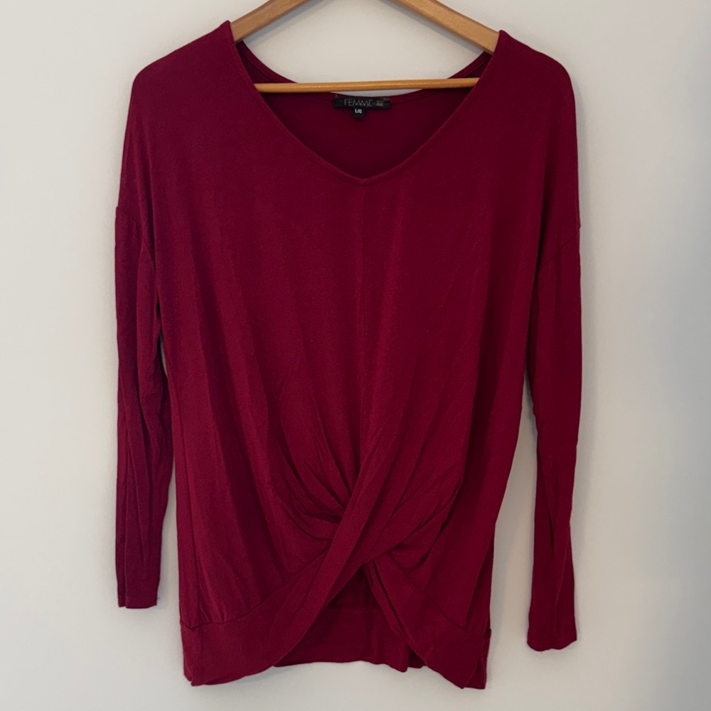 Elegant Burgundy Long Sleeve Twist Top